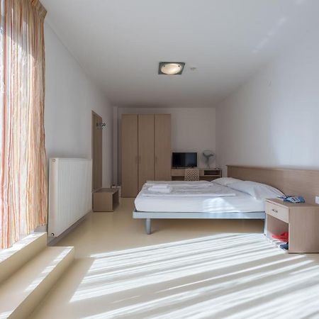 Andrian Residence Bagian luar foto