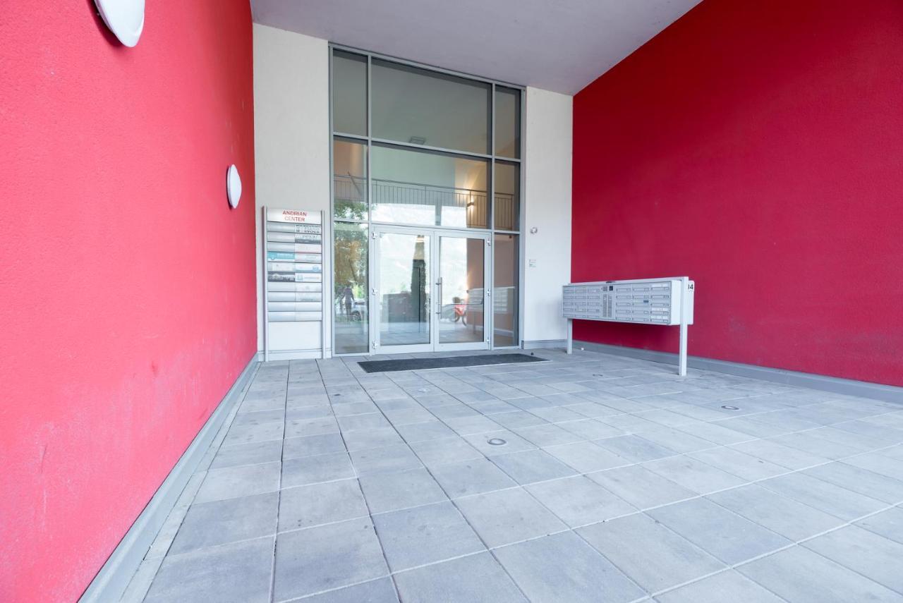 Andrian Residence Bagian luar foto